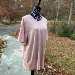 George Unisex Heather Pink V-Neck Short Sleeve Tee Size Large (42-44)